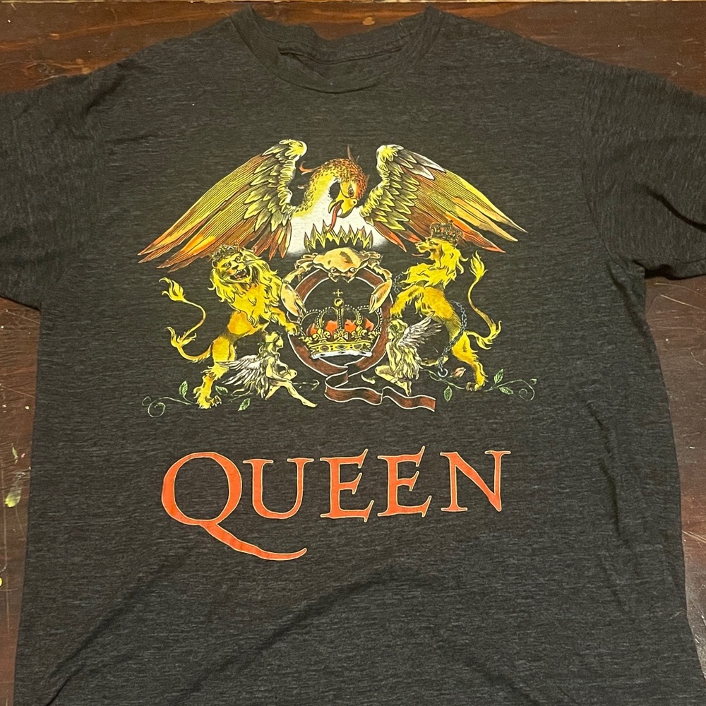 Women’s Queen T-Shirt